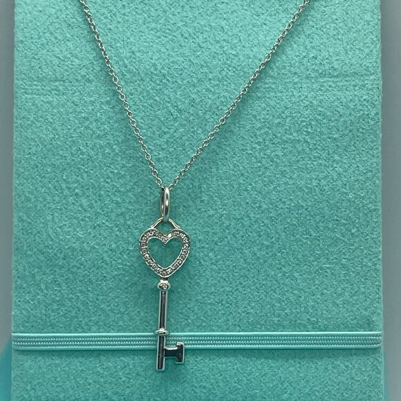 Tiffany & Co Diamond 18K White Gold Heart Key Pendant 18" Chain Necklace in Box - Picture 16 of 16